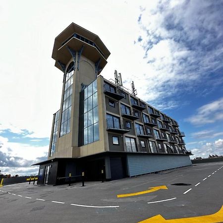 The Atlantis - Tower Apartments Great Yarmouth Exterior photo