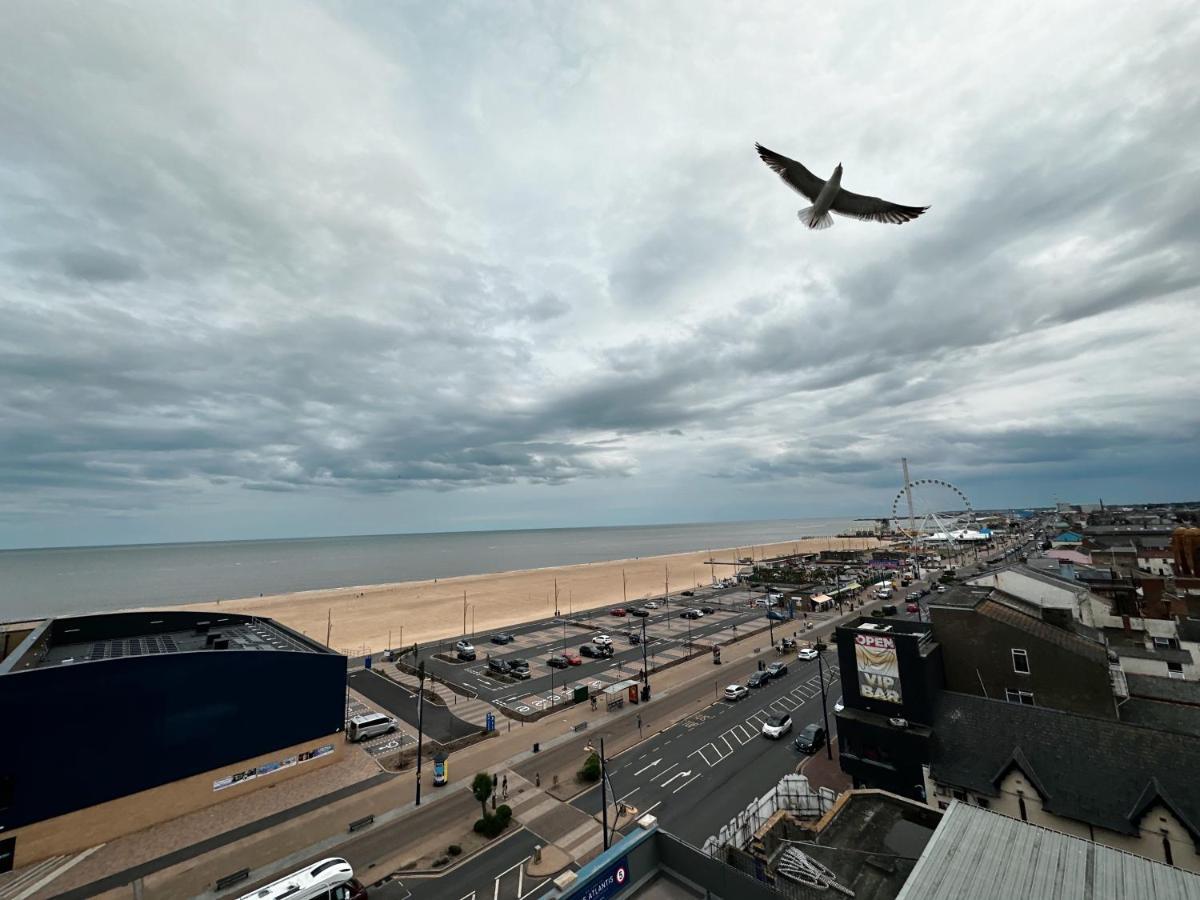 The Atlantis - Tower Apartments Great Yarmouth Exterior photo